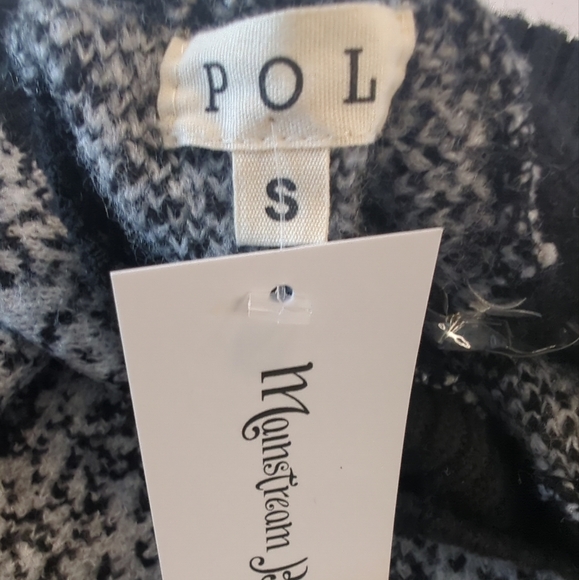 Women's POL Cold Shoulder Turtleneck Sweater Size Small Grey Black NWT - Picture 12 of 12